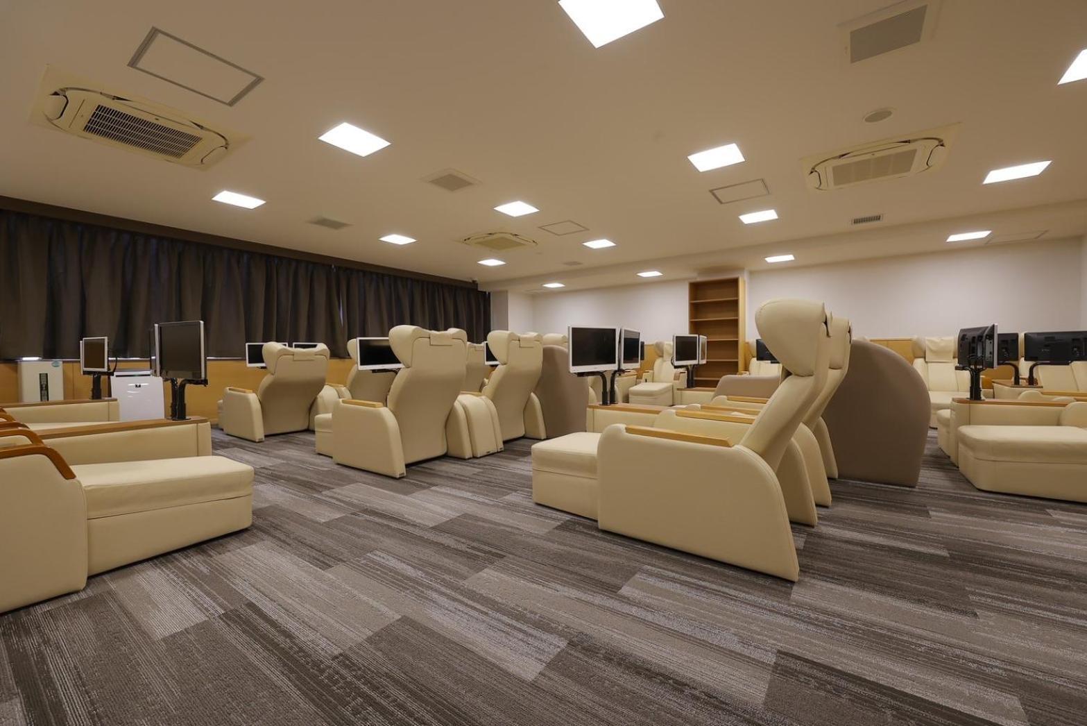 Sauna & Capsule Hotel Rumor Plaza Кіото Екстер'єр фото