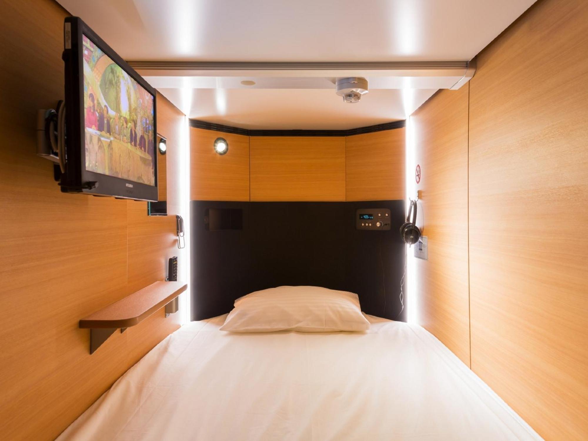 Sauna & Capsule Hotel Rumor Plaza Кіото Екстер'єр фото